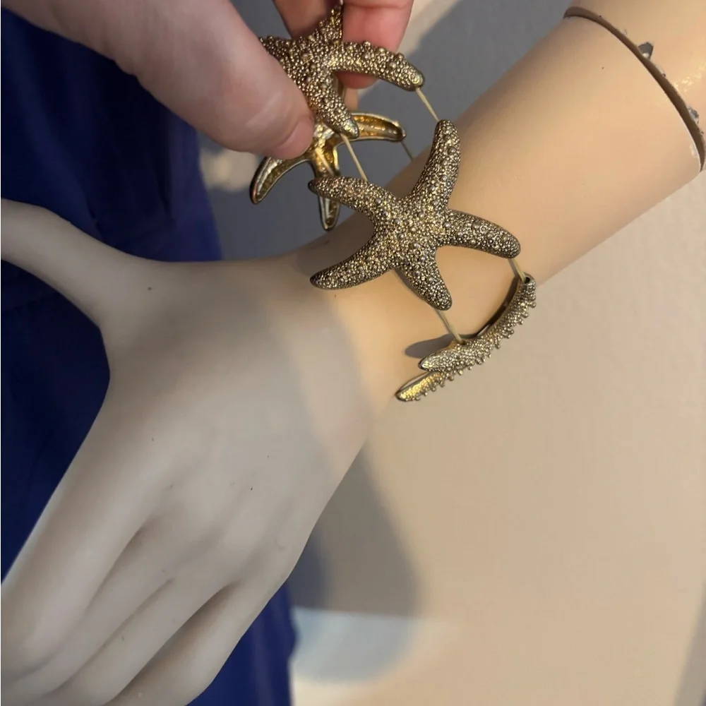 Source Unknown Gold Starfish Bracelet